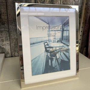 6″ x 8″ – Impressions Silver Plated Frame with White Mount
